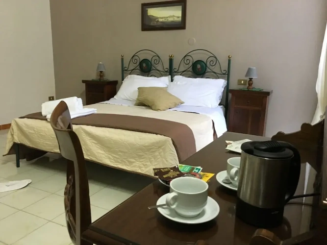Standard Triple room