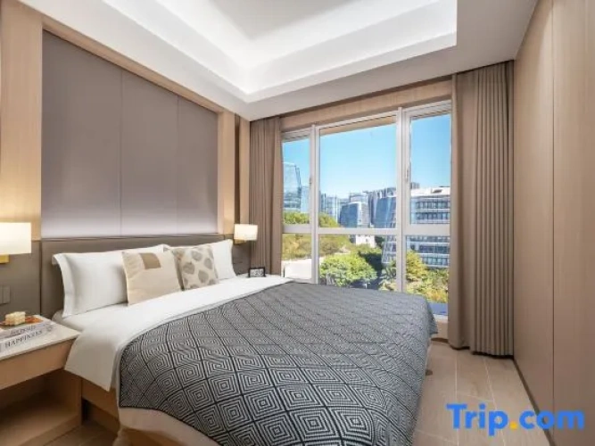 1 Bedroom Deluxe Suite
