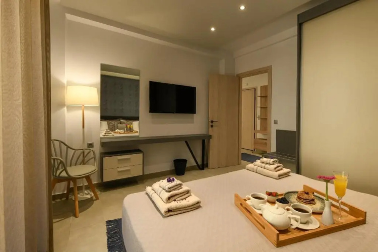 Sunny Luxury Suite Stone