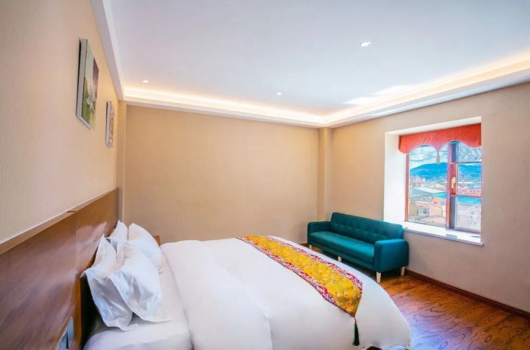 Karma Hotel
