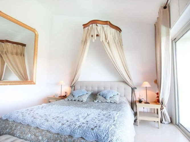 Modern holiday home in Gassin with private pool