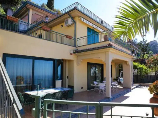 Taormina Design Apartment