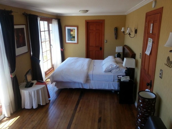 Suite with balcony