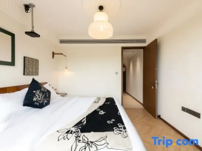 2 Bedrooms Deluxe Family room