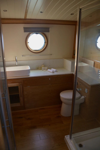 Tagus Marina - Houseboat