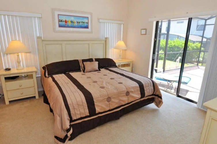 Sandy Point Holiday Home 4044