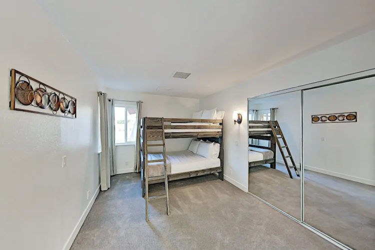 2008ejoy 4 Bedroom Home