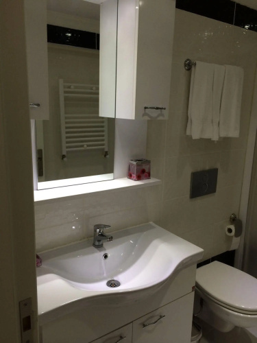Black Bird Suite Hotel