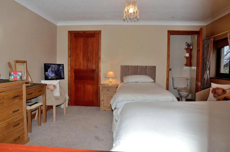 Nutstile Farm Bed and Breakfast