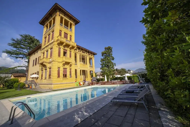 Villa Moorings