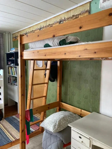 Old Cozy Wood House