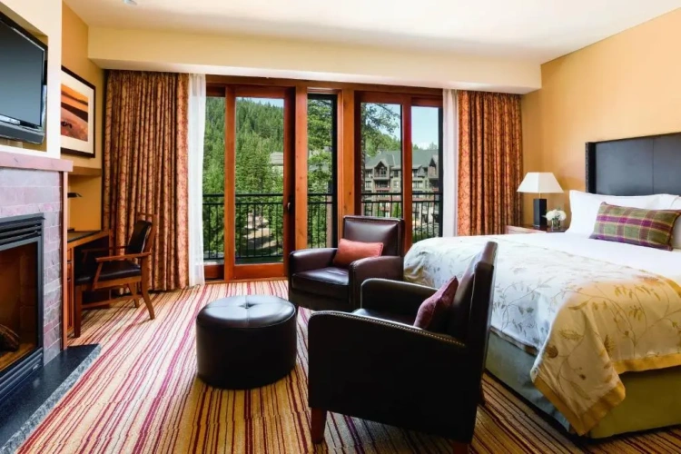 Deluxe Double room with mountain view