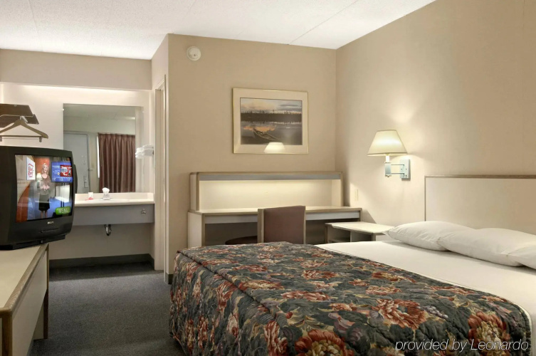 Red Roof Inn Indianapolis South