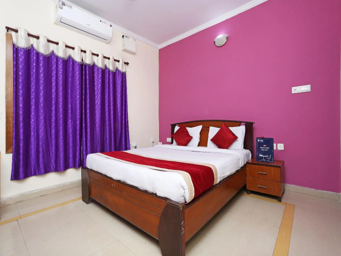 OYO Flagship 4877 Aradhya residency