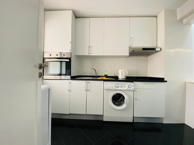 2 Bedrooms Apartment with balcony and with view