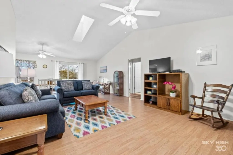 Standard Family room