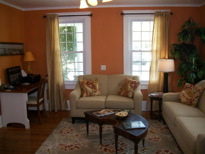 Crane Creek Inn Bed and Breakfast