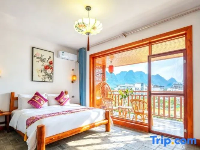 Standard Double room with balcony and with mountain view