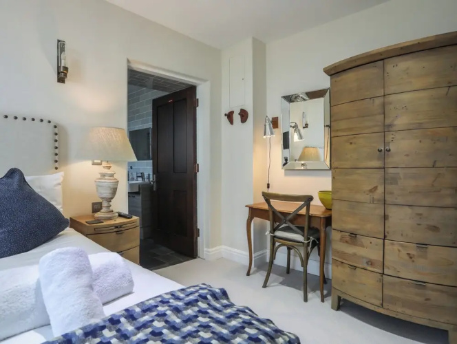 Harlech Apartments - Branwen