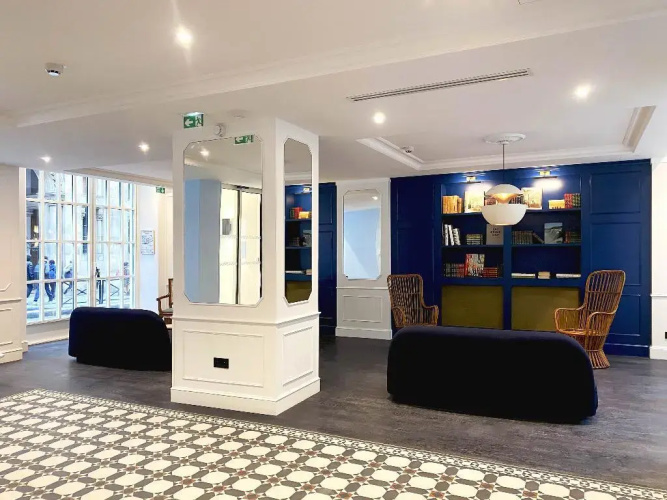 New Hotel Lafayette