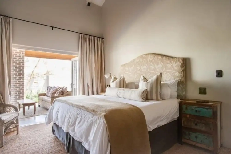 1 Bedroom Family Cottage with view