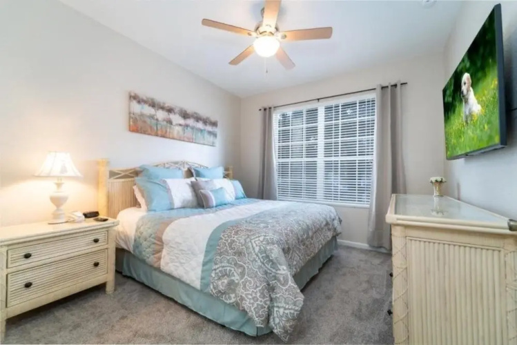 Callaghan Cantina 5 Bedroom Home by RedAwning