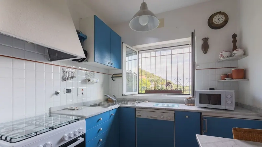2 Bedrooms Cottage