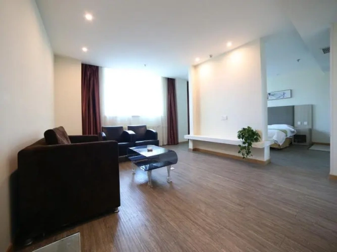 Standard Family room