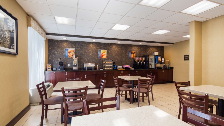 Best Western Springfield West Inn photo 20