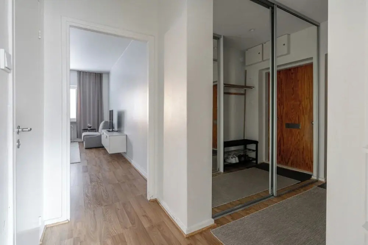 Bright & Cozy 2BR Home in Central Lahti