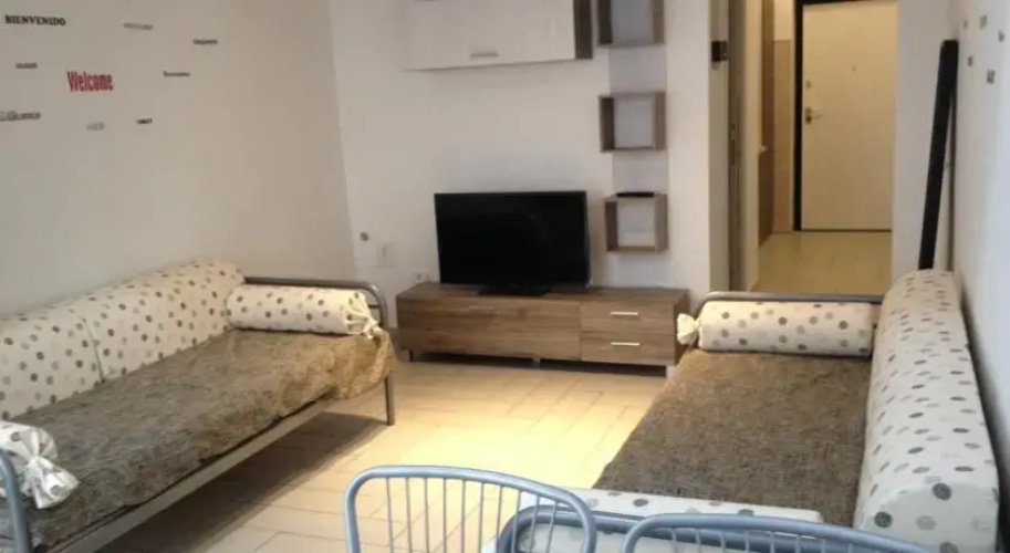Renny Apartment