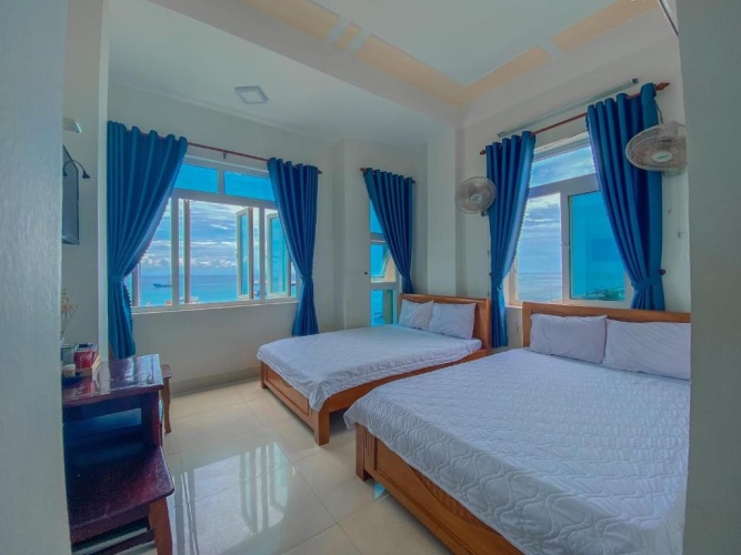 Standard Quadruple room with sea view