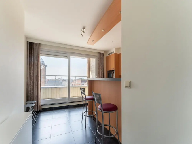 Bright Coastal Stay in Bredene