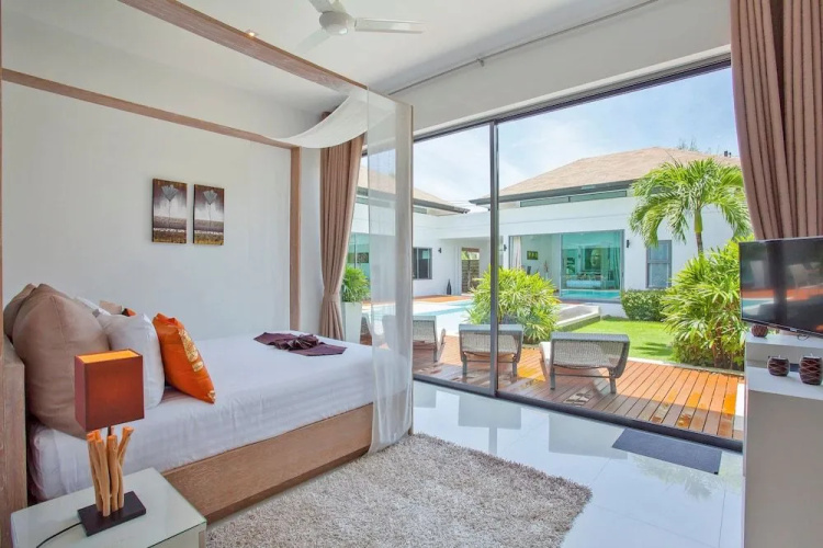 Villa Tangerine