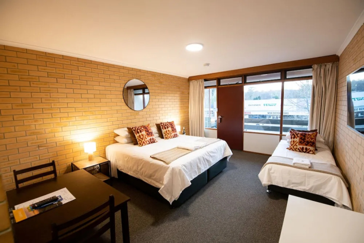 Bentley's Hotel