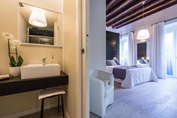 Standard Double room with balcony