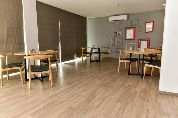 Hotel Admire Inn Sector-51 by ASPL