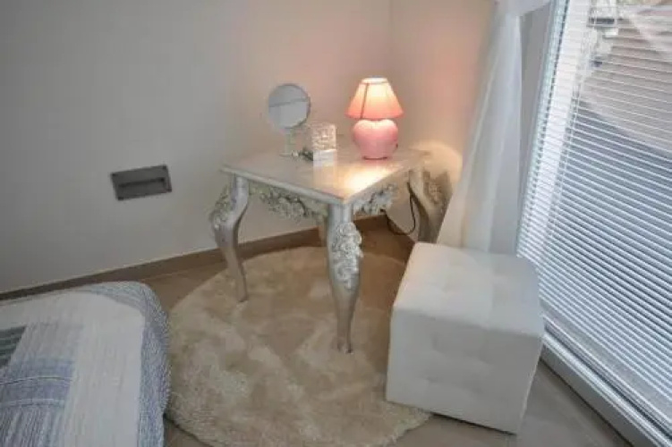 Holiday Home T
