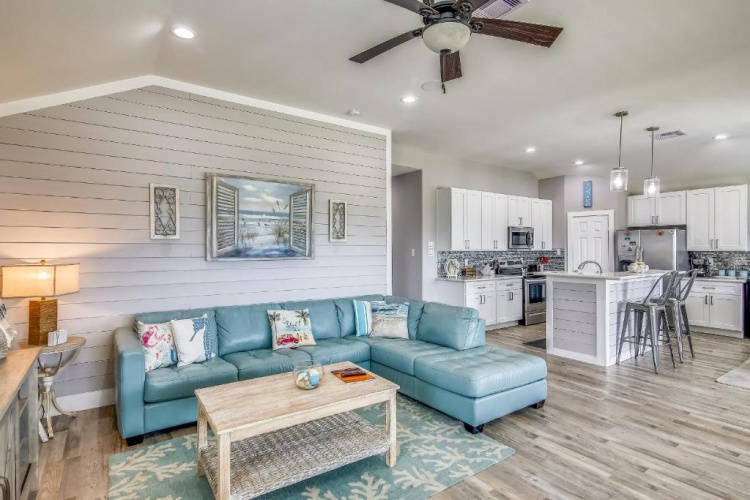 3 Bedrooms Cottage