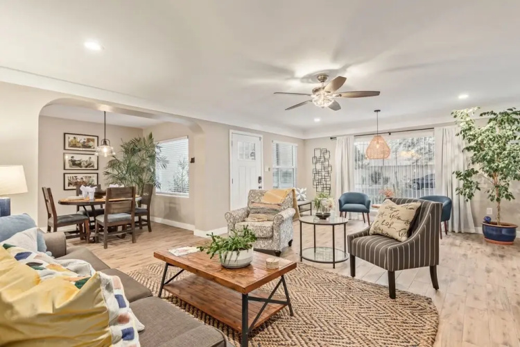 Pepper Mesa 4 Bedroom Home by Redawning