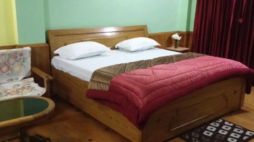 Himadri Guest House