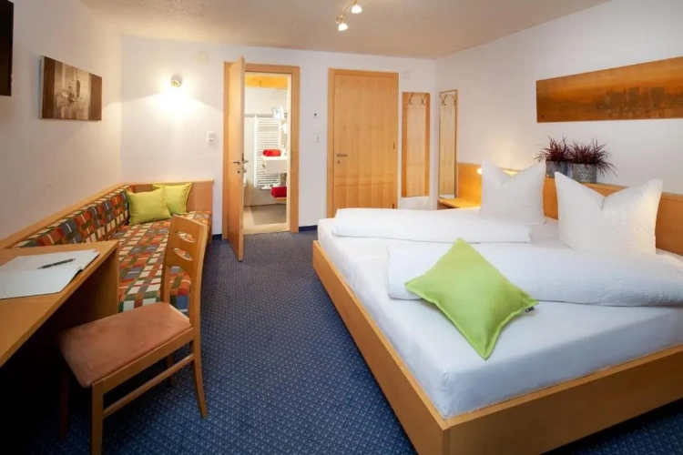 Standard Double room with balcony