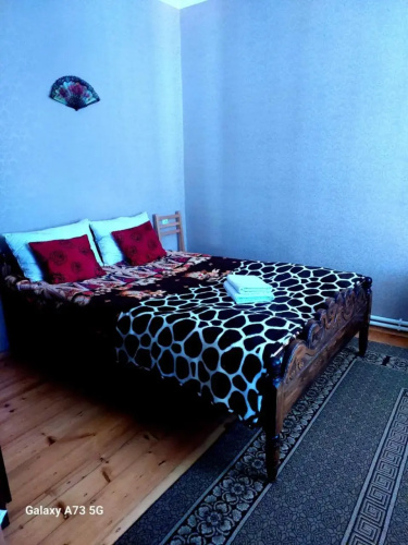 Lela Rezo Guesthouse