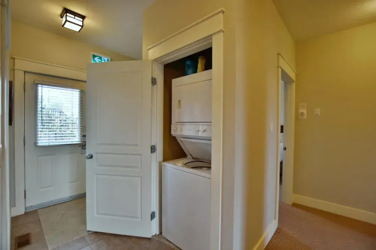 125 Fairway Court