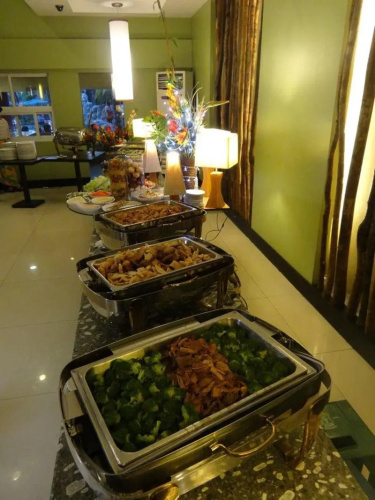 Tanza Oasis Hotel and Resort