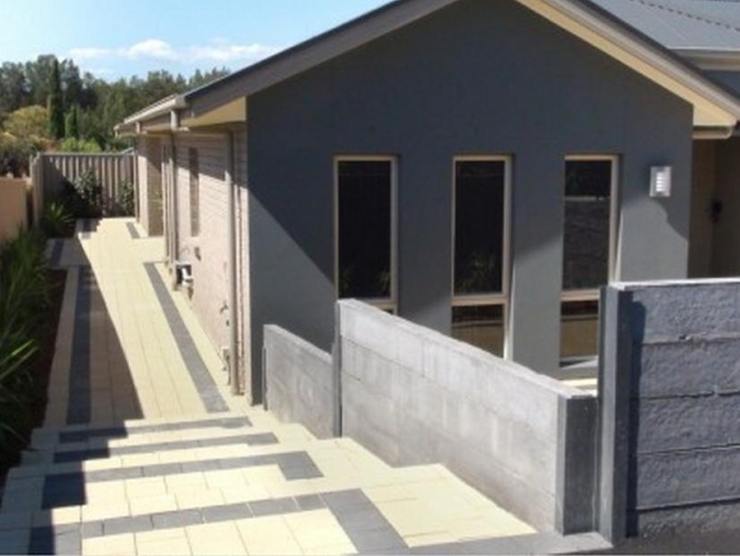 4 Bedrooms Double Villa