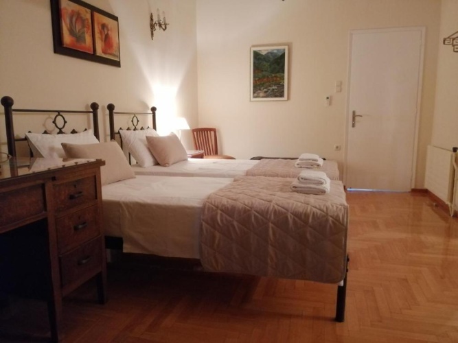 3 Bedrooms Apartment