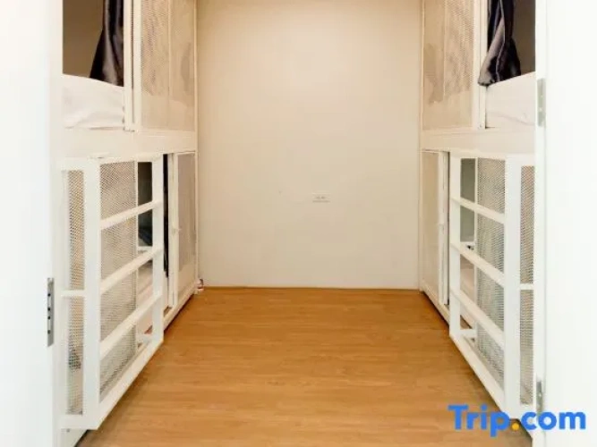 Bed in Dorm (female dorm)