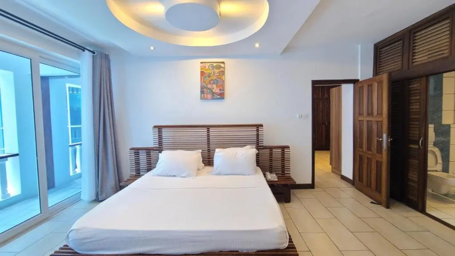 c3 Cowrie Shell Residences