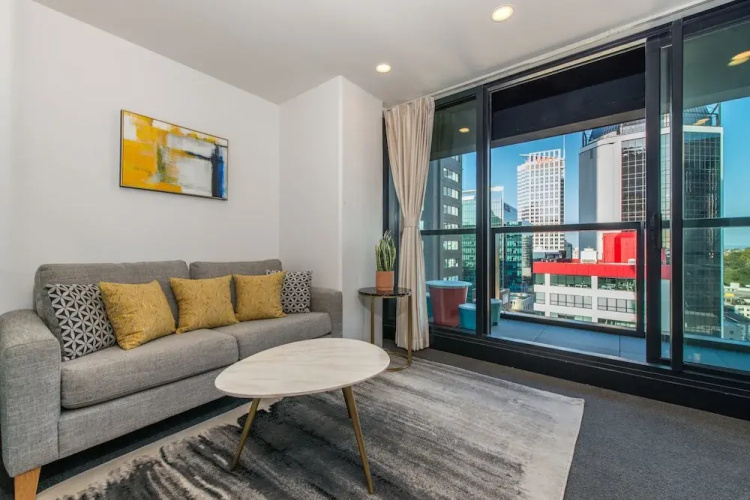 Ehome - Central CBD Romantic Apartment, Two Blocks from Waterfront